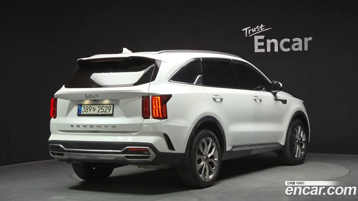 Kia Sorento — фото 3