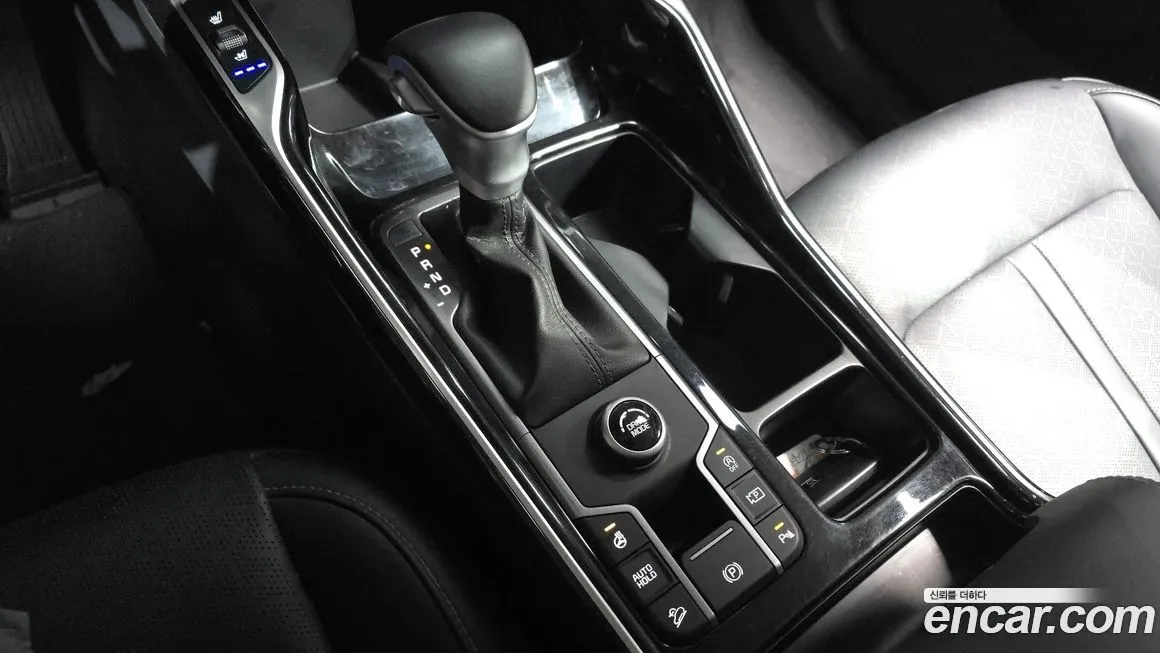 Kia Sorento — фото 10