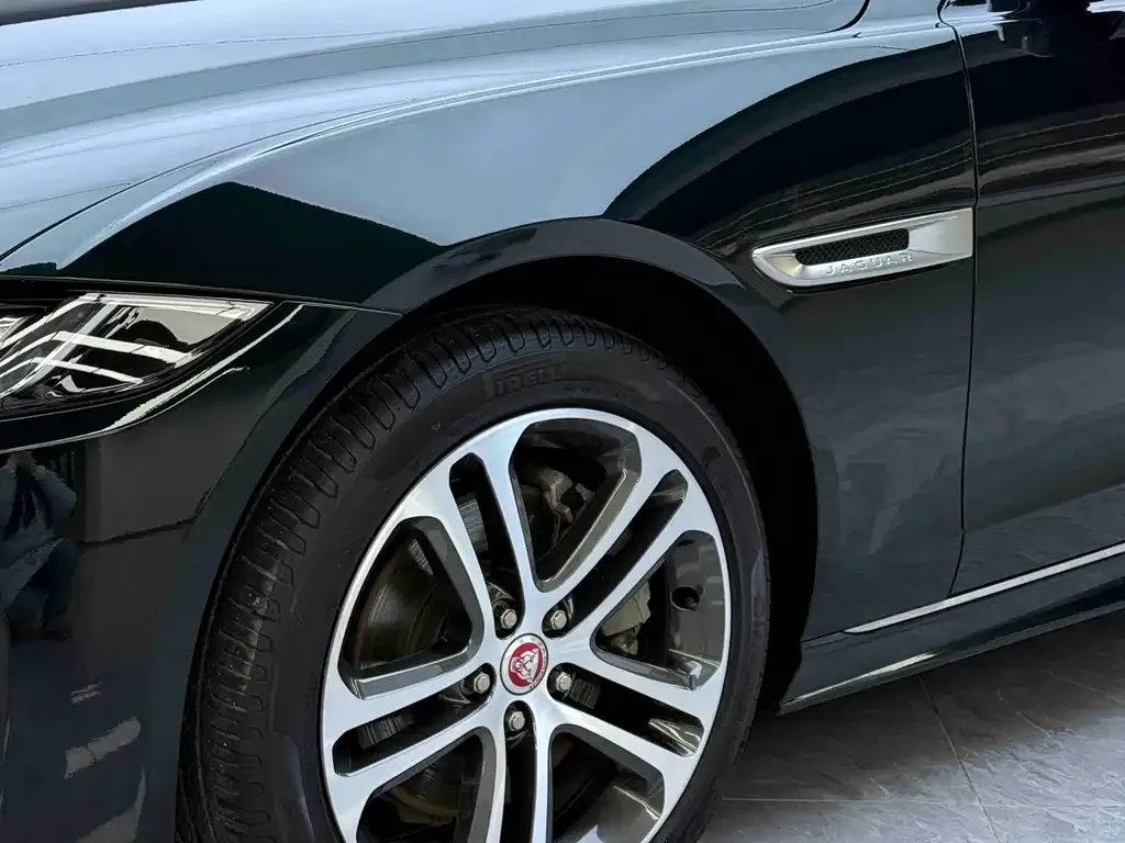 Jaguar XEL — фото 10