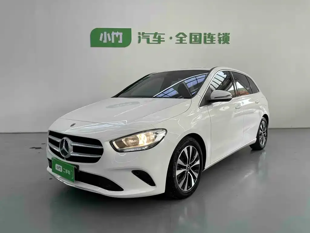 Mercedes-Benz B-Class — фото 1