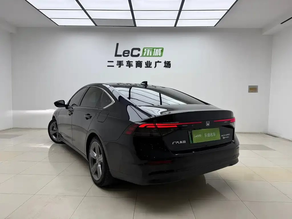 Honda Accord New Energy — фото 2