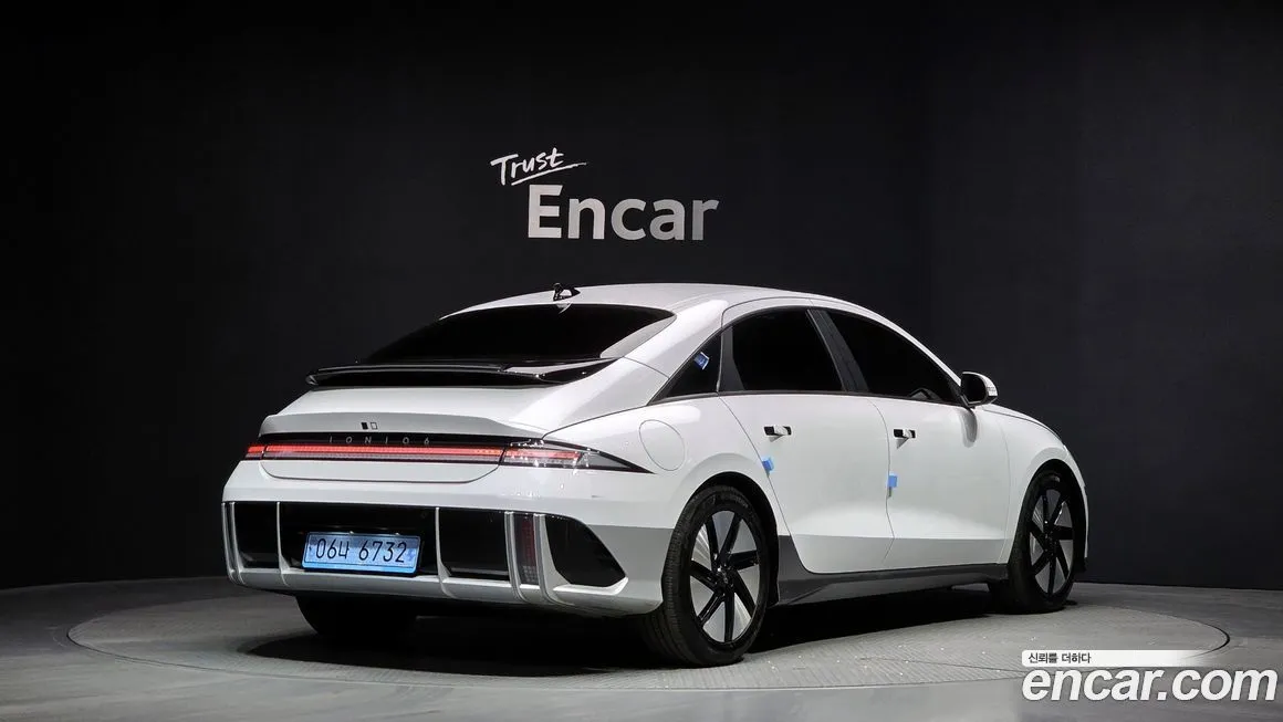 Hyundai Ioniq6 — фото 2