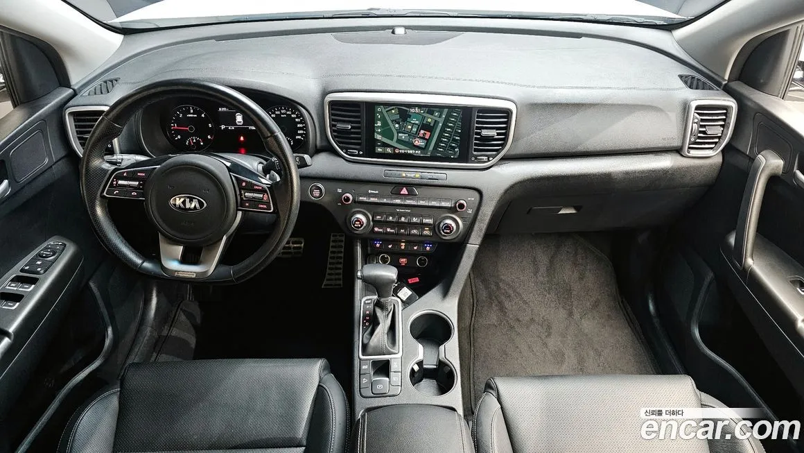 Kia Sportage — фото 10