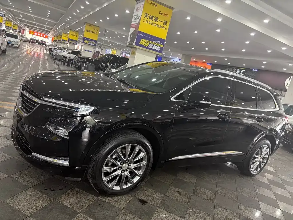 Buick Enclave — фото 1