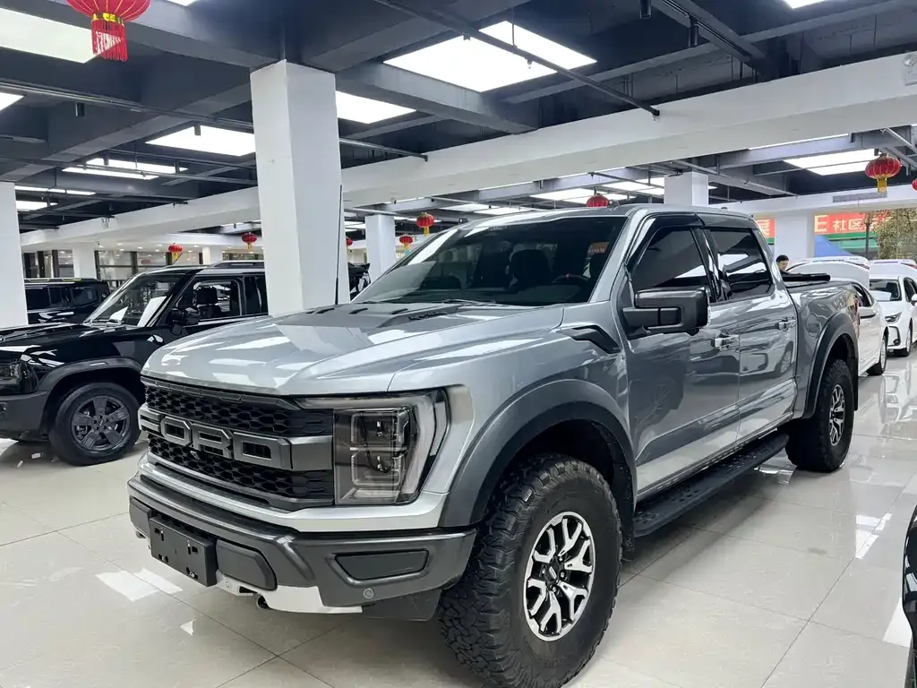 Ford F-150 Raptor — фото 1