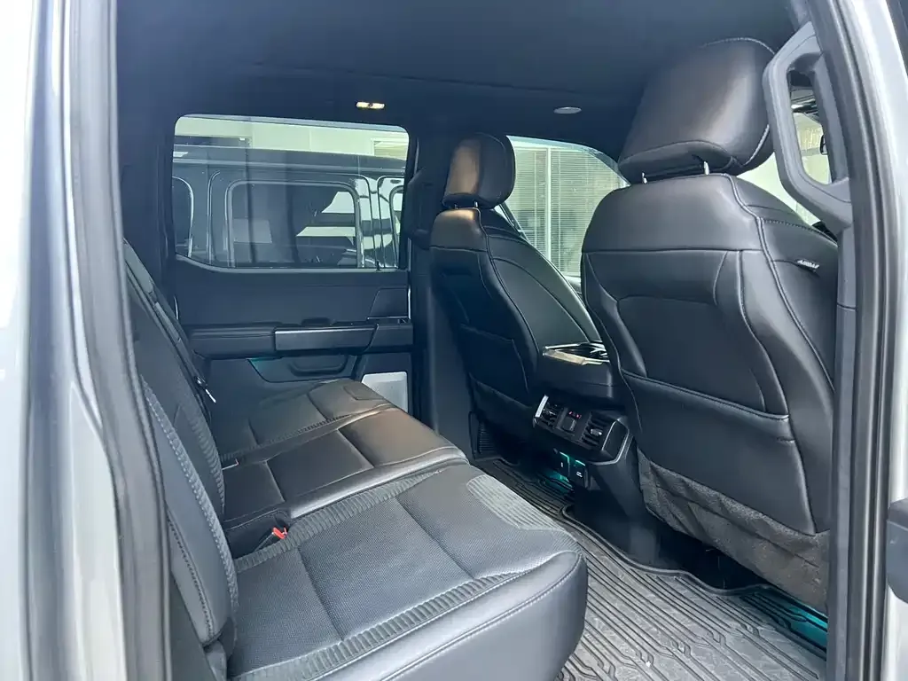 Ford F-150 Raptor — фото 5