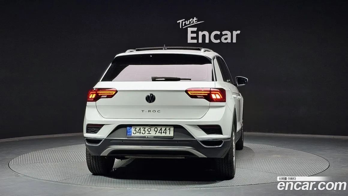 Volkswagen T-Roc — фото 3