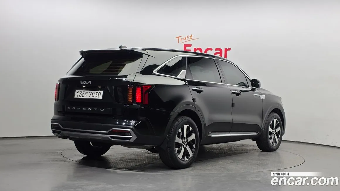 Kia Sorento — фото 9