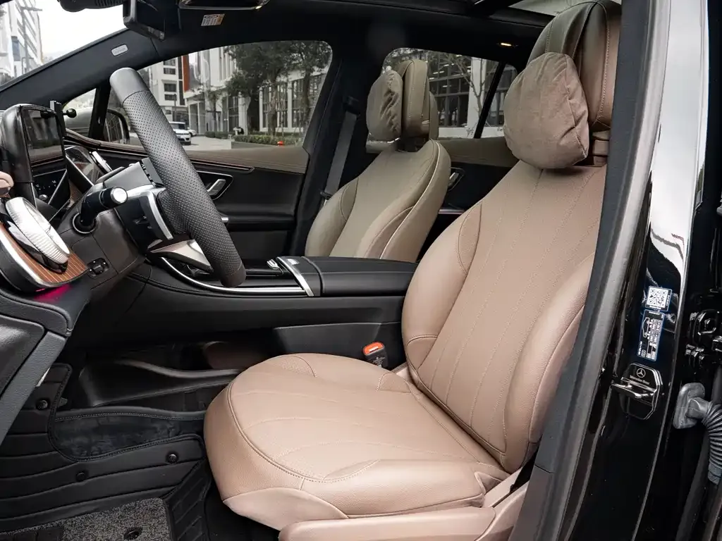 Mercedes-Benz EQE SUV — фото 3