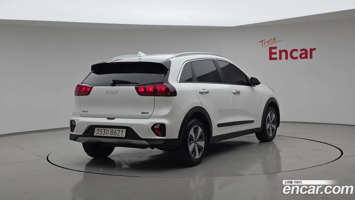 Kia Niro — фото 2