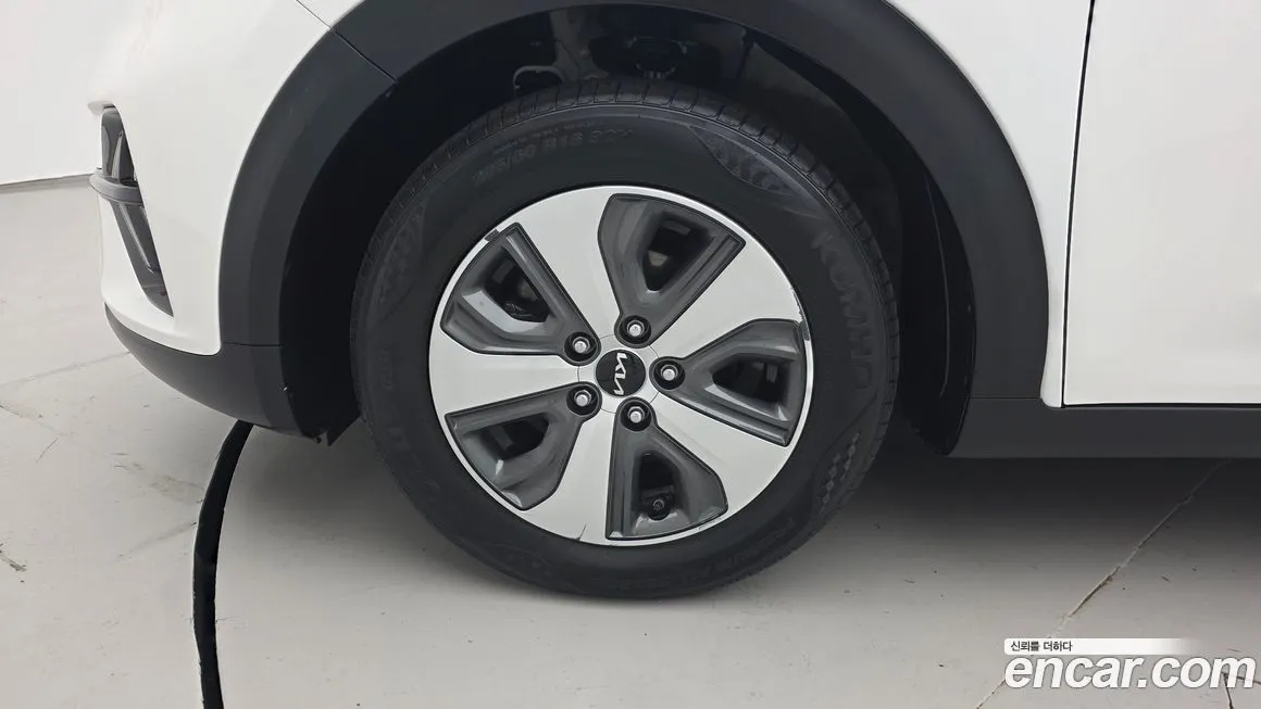 Kia Niro — фото 3