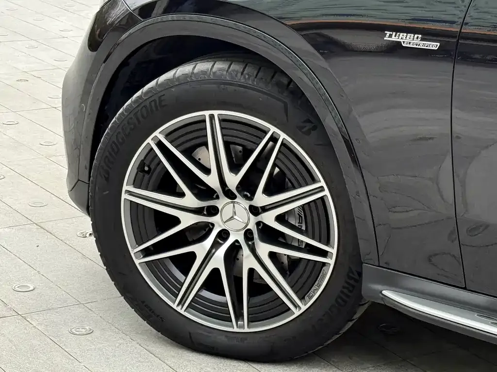 Mercedes-Benz GLC AMG — фото 2
