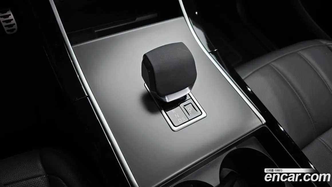 Land Rover Range Rover Evoque — фото 10