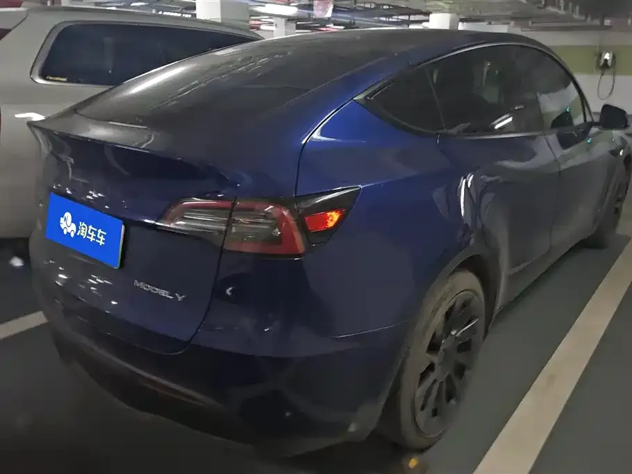 Tesla Model Y — фото 4