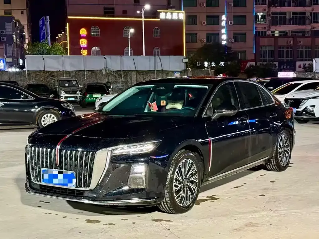 Hongqi H5 — фото 1