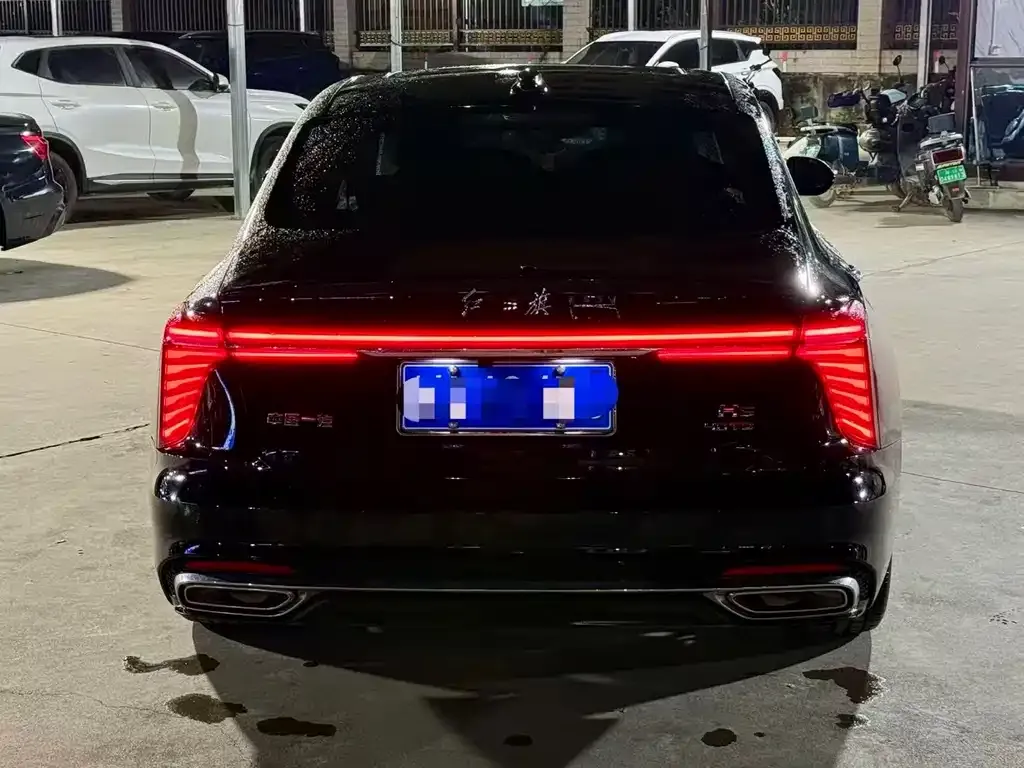 Hongqi H5 — фото 3