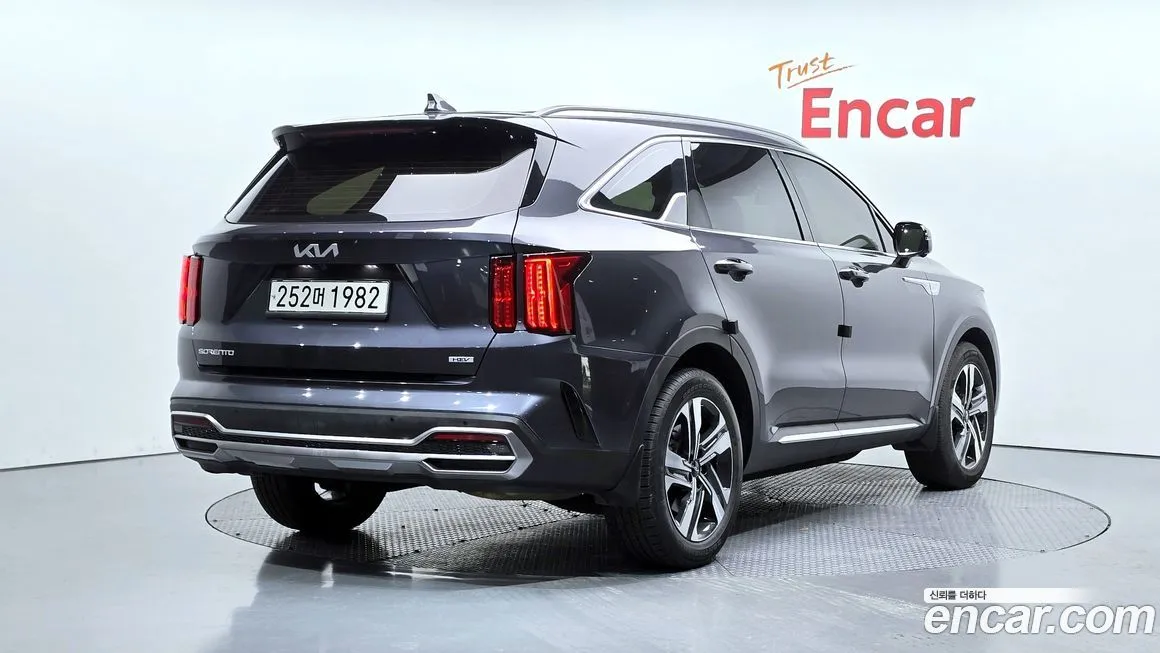 Kia Sorento — фото 3