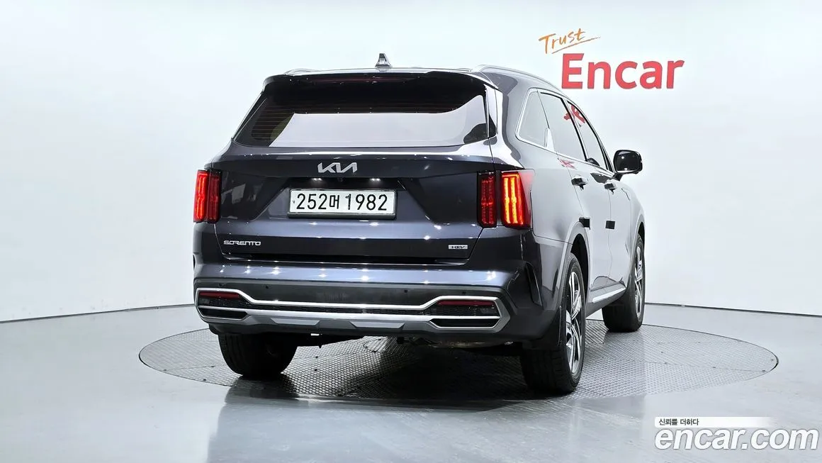 Kia Sorento — фото 8