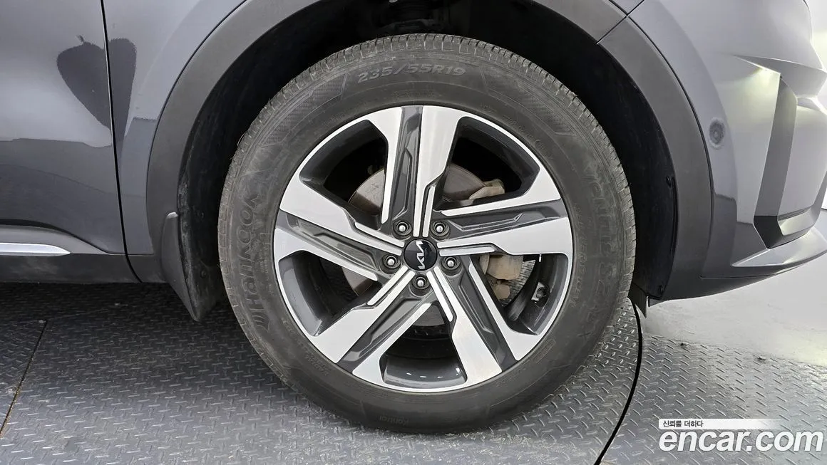 Kia Sorento — фото 5