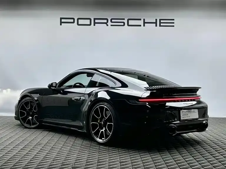 Porsche 911 — фото 7