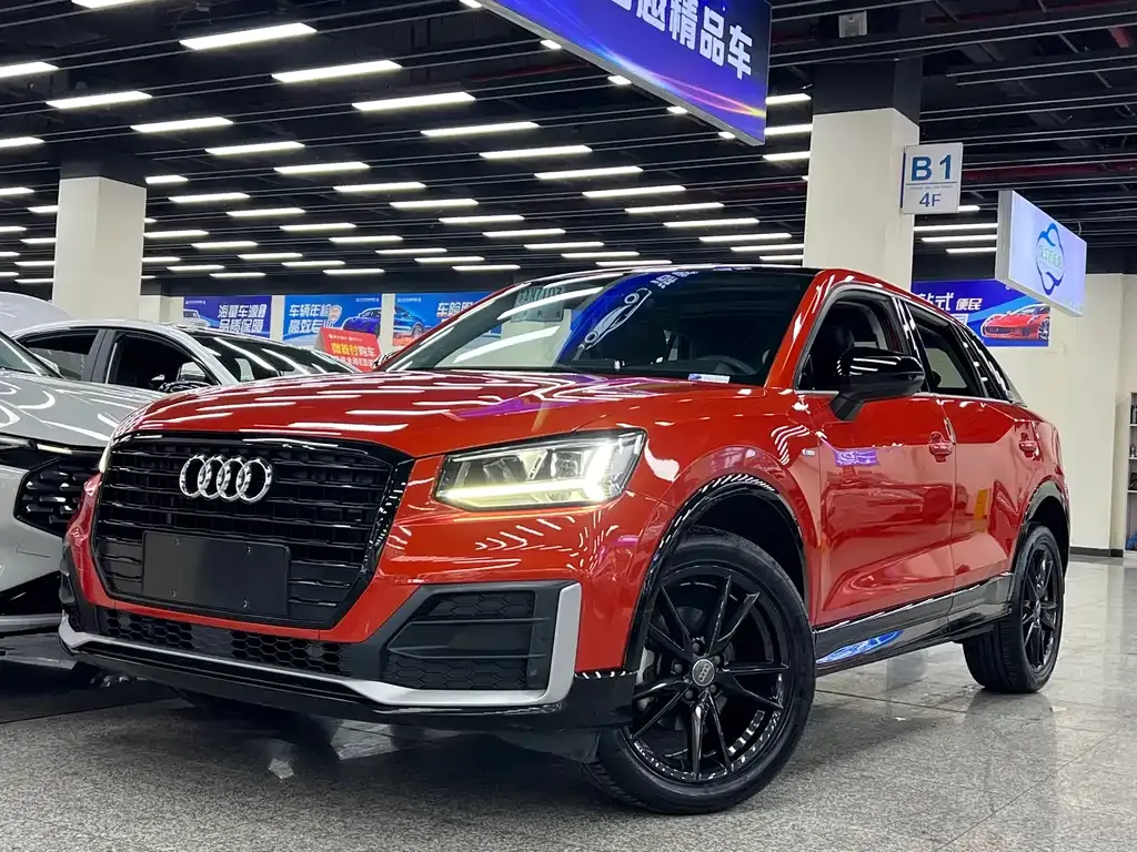 Audi Q2L — фото 5