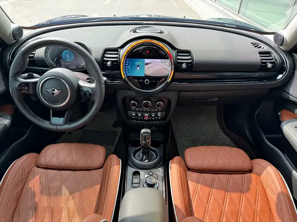 MINI Clubman — фото 6