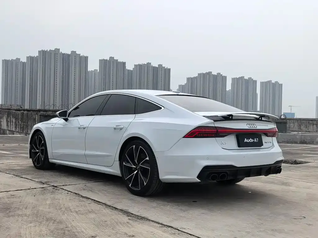 Audi A7 — фото 4