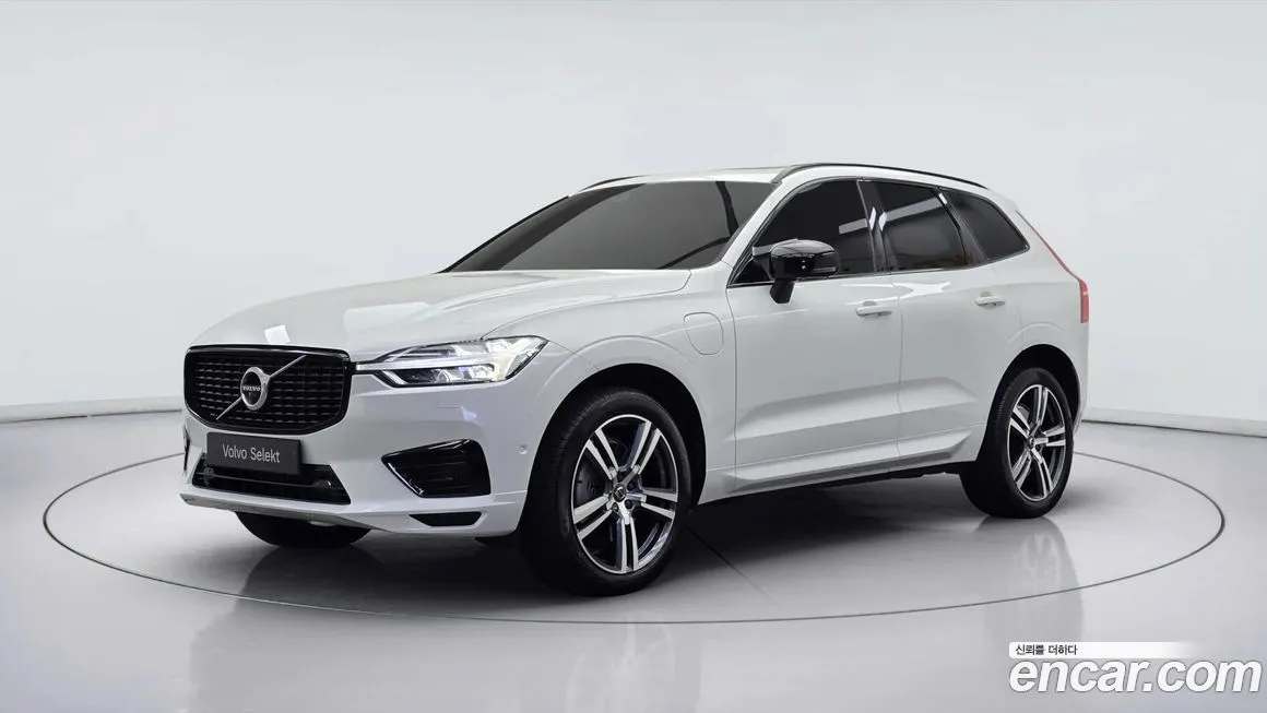 Volvo XC60 — фото 2