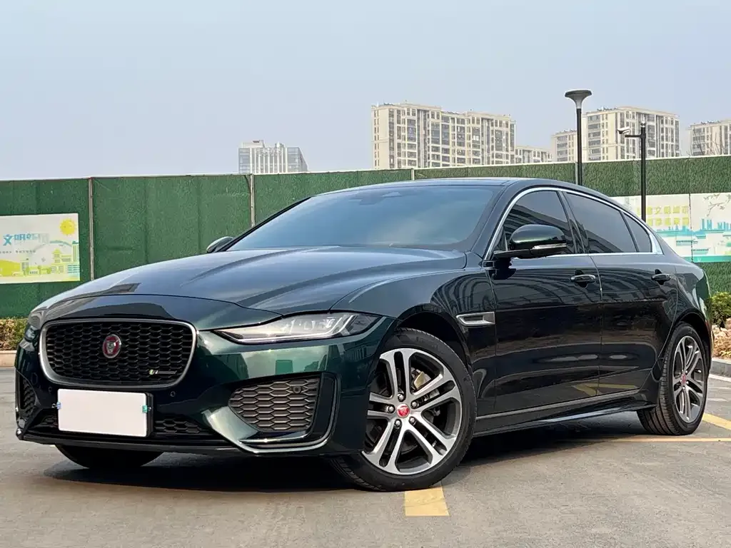 Jaguar XEL — фото 1