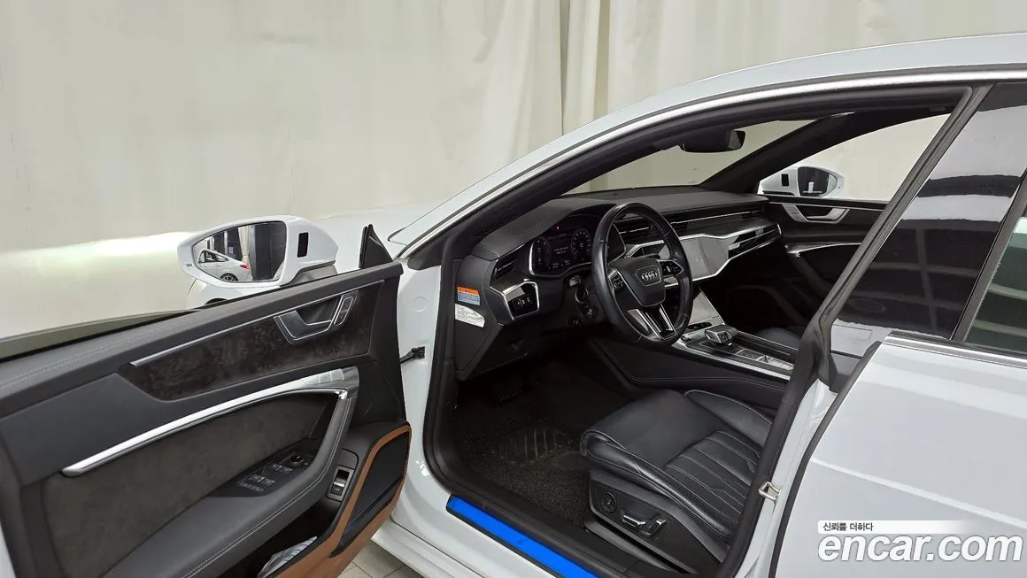 Audi A7 — фото 8