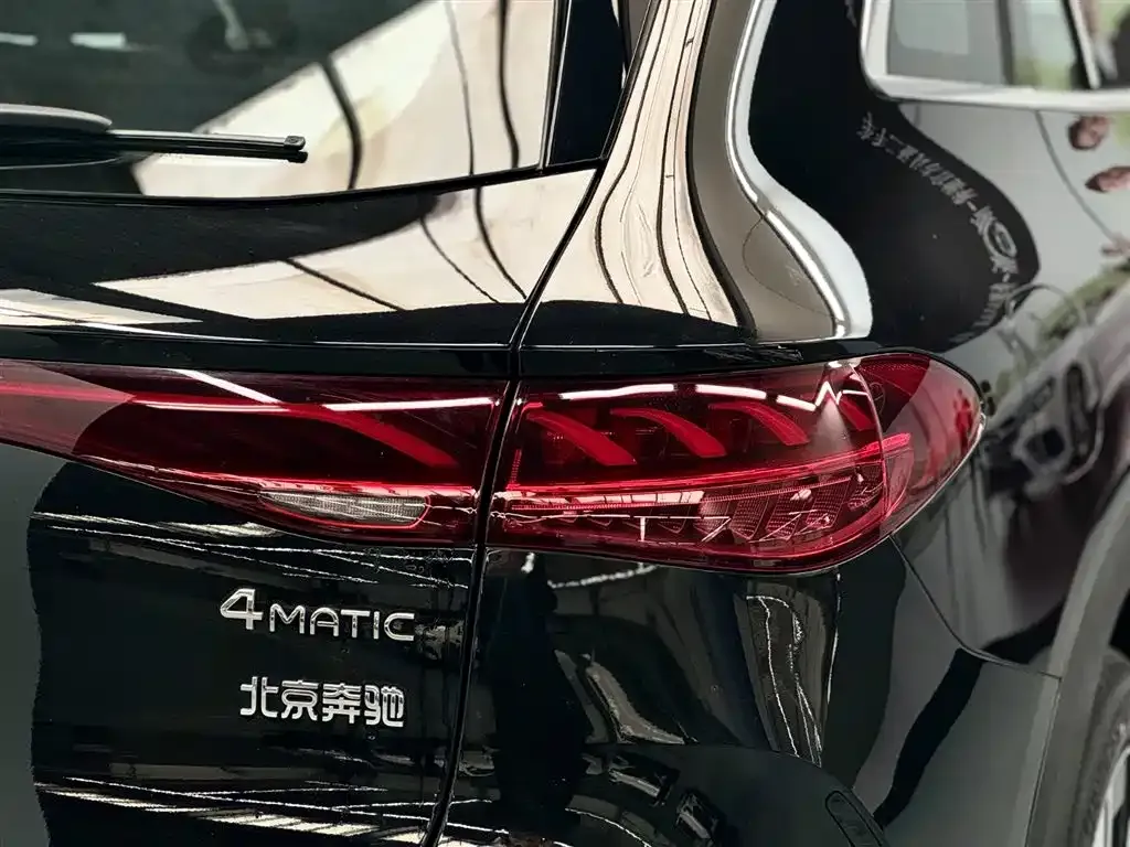 Mercedes-Benz EQE SUV — фото 4