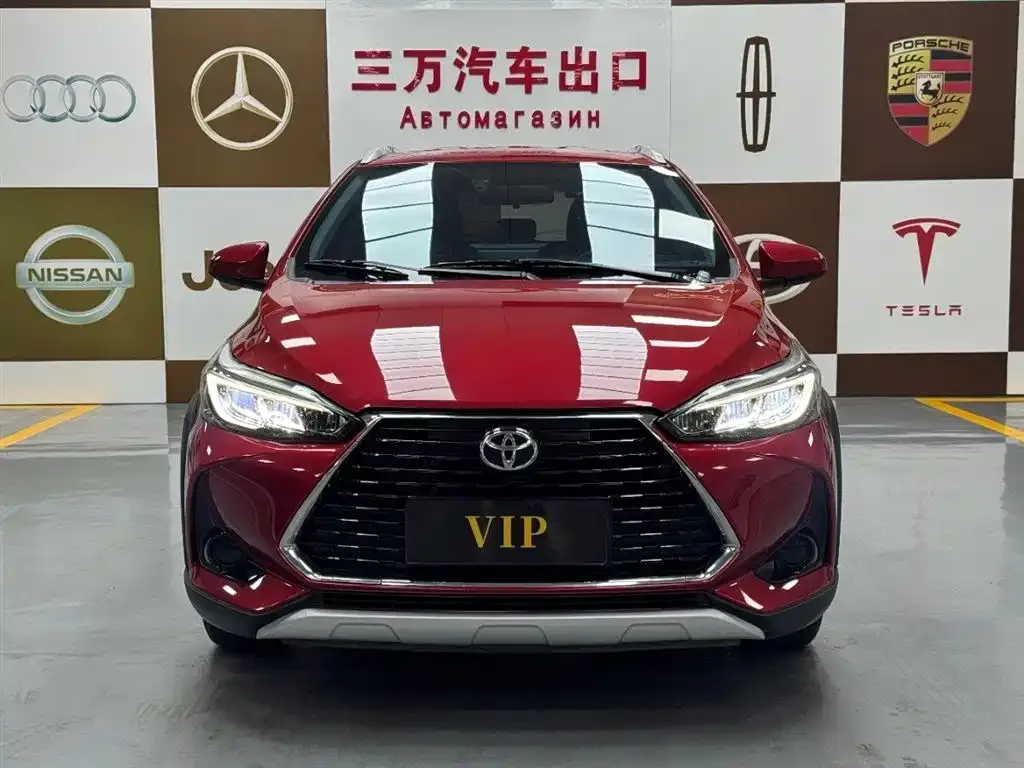 Toyota Yaris L — фото 2