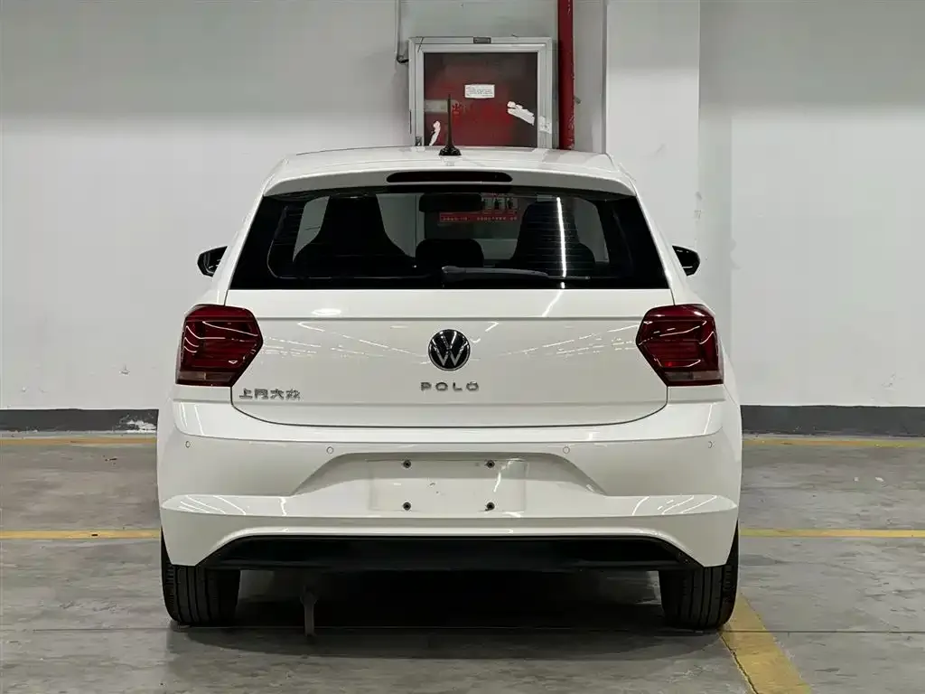 Volkswagen Polo — фото 3