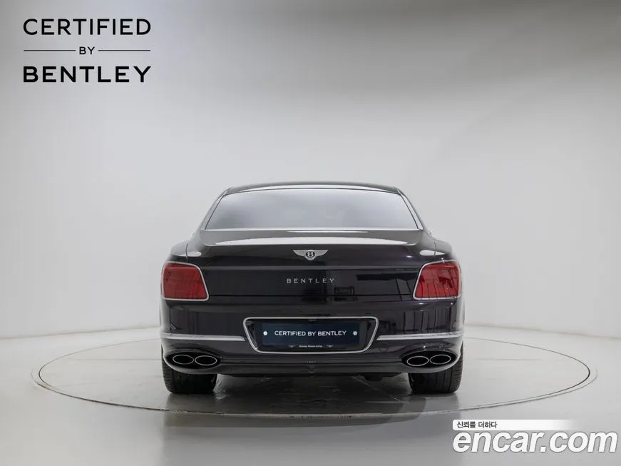 Bentley Flying Spur — фото 4