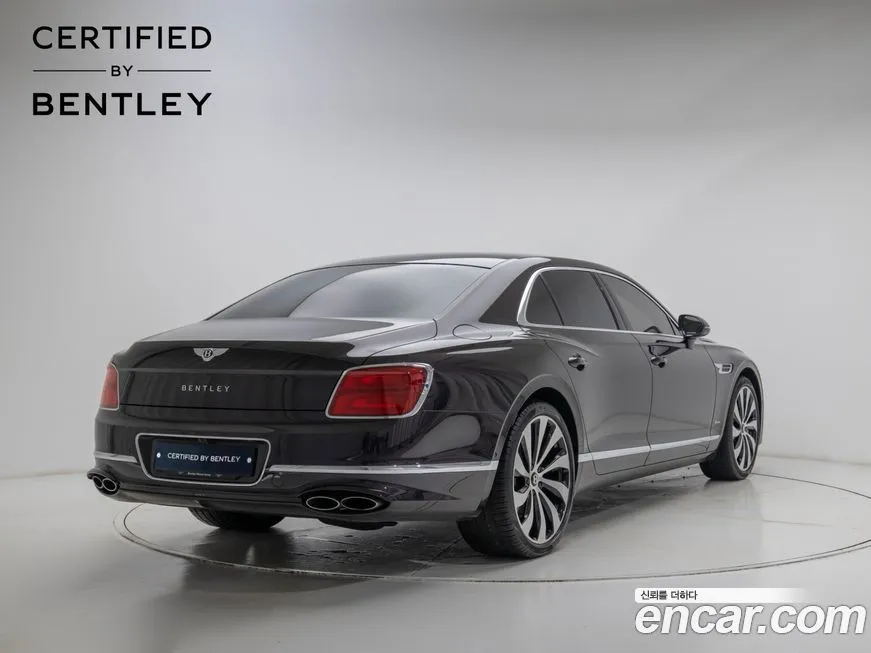 Bentley Flying Spur — фото 5