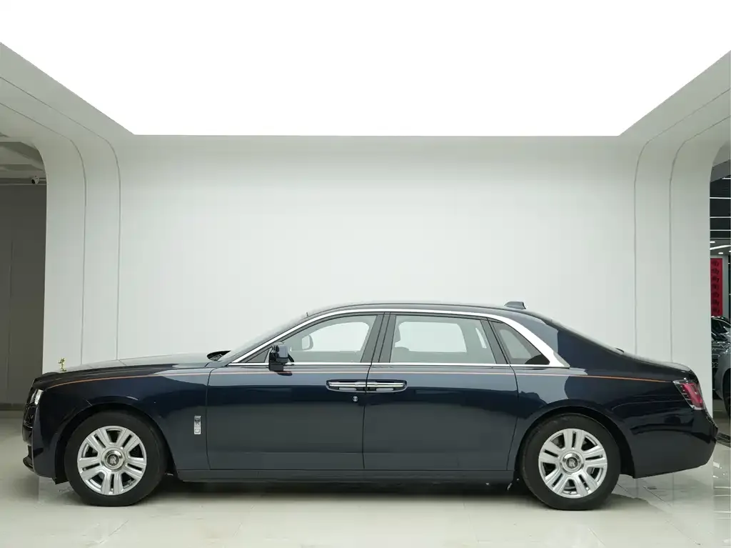 Rolls-Royce Ghost — фото 5