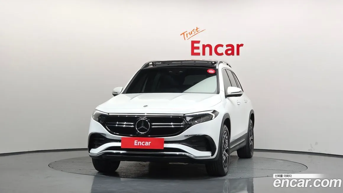 Mercedes-Benz EQB — фото 2