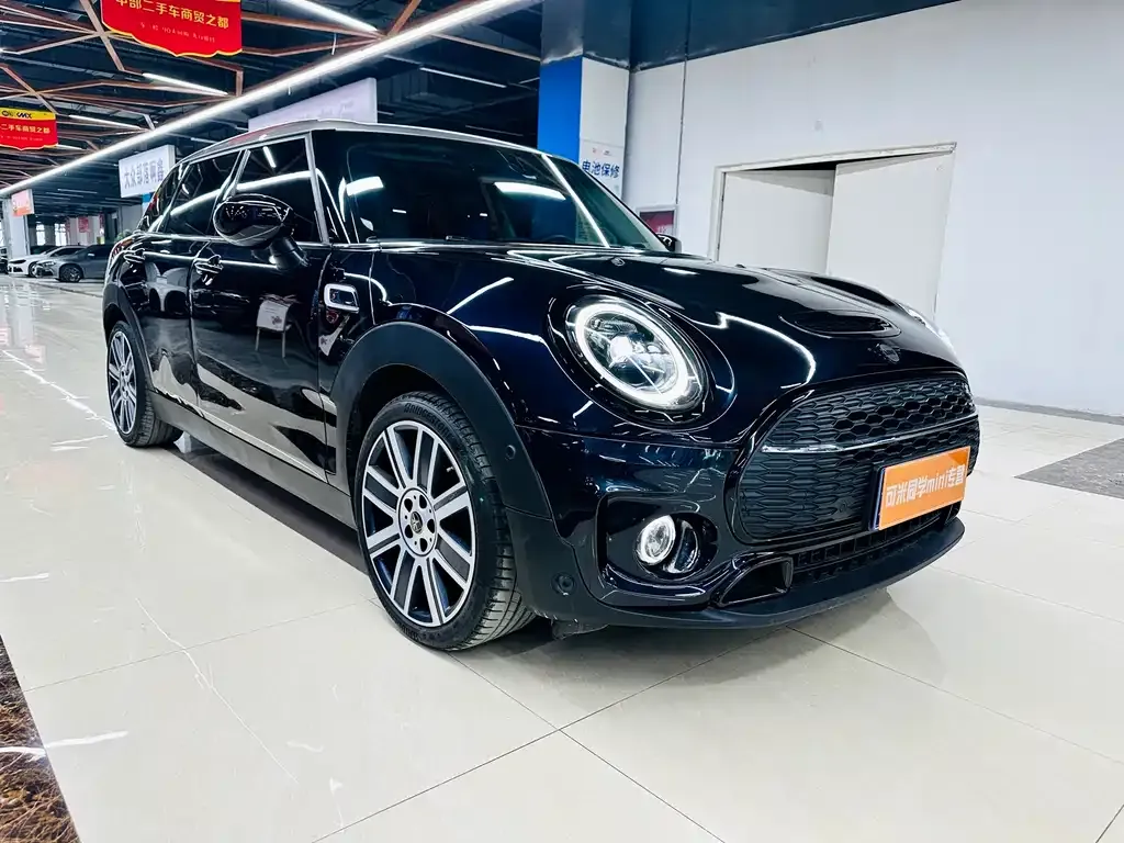 MINI Clubman — фото 2