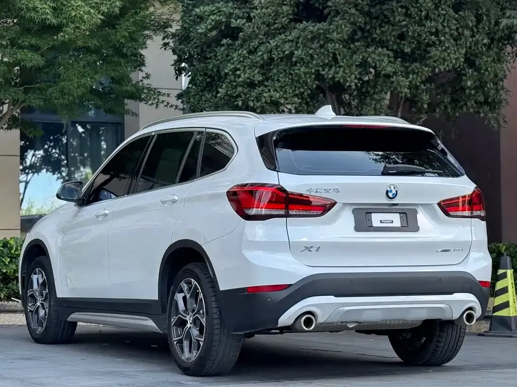 BMW X1 — фото 6