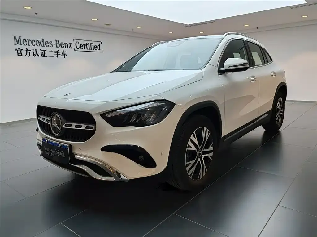 Mercedes-Benz GLA — фото 1