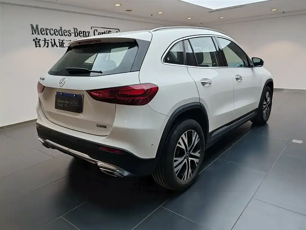 Mercedes-Benz GLA — фото 10