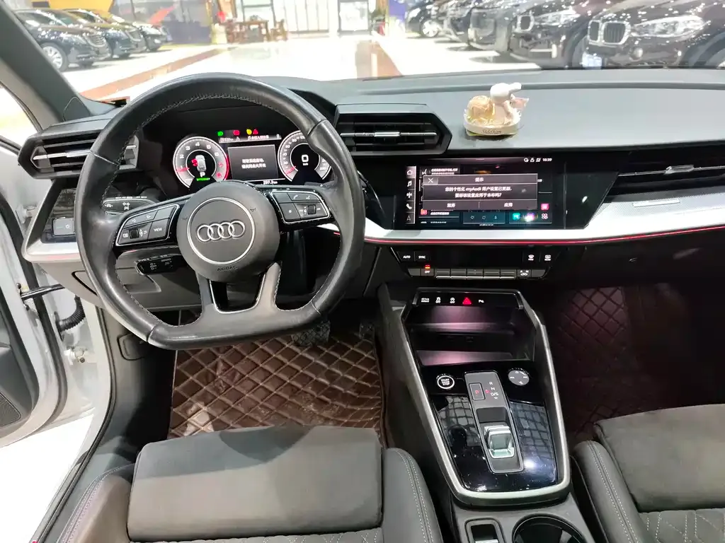 Audi A3 — фото 3