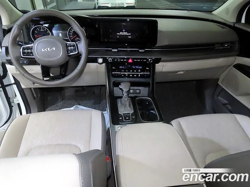 Kia Carnival — фото 9