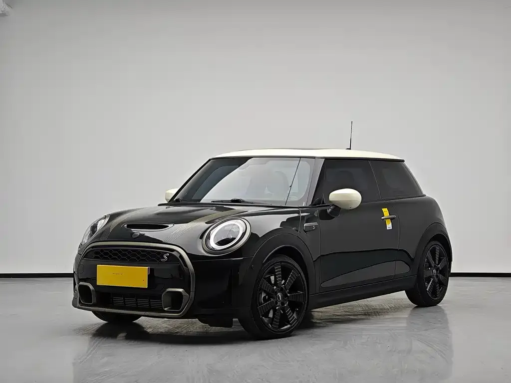 MINI Cooper (3-door) — фото 1