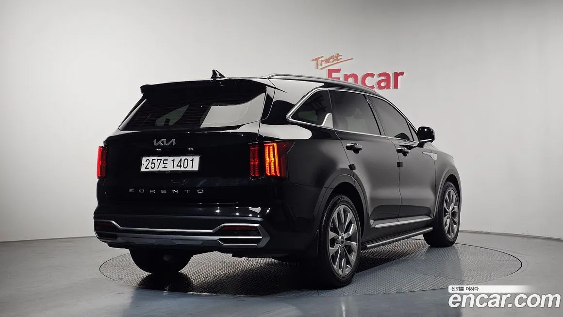 Kia Sorento — фото 8