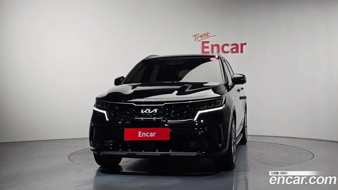 Kia Sorento — фото 9