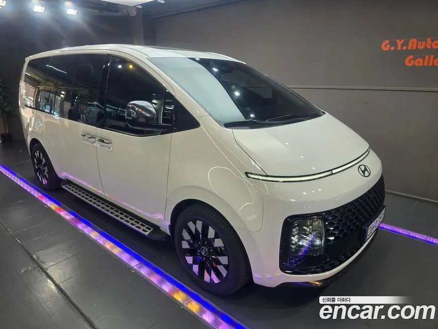 Hyundai Staria — фото 3