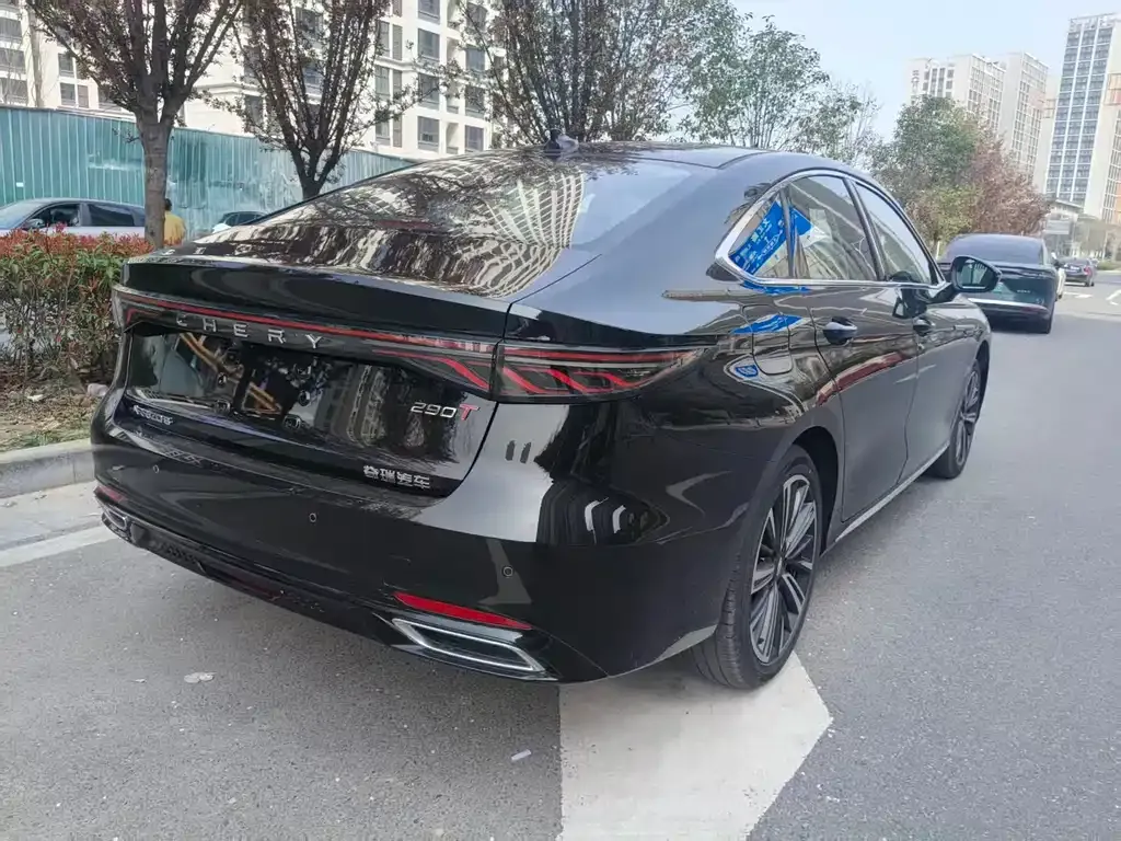 Chery Arrizo 8 PRO — фото 4