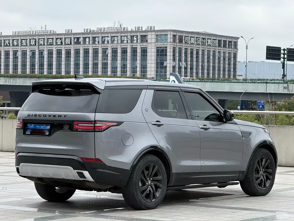 Land Rover Discovery — фото 8