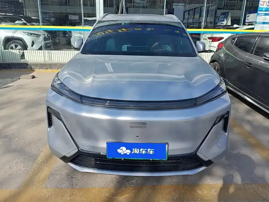 Geely 银河星舰7 — фото 2